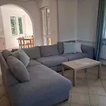 10 Osobowy Dom Projekt Nad Jeziorem Pluszne Сasa de vacaciones Pluski