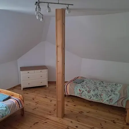 Сasa de vacaciones Dom Projekt Nad Jeziorem Pluszne Pluski