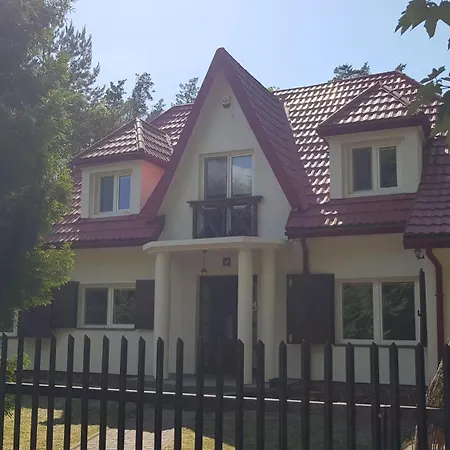 10 Osobowy Dom Projekt Nad Jeziorem Pluszne * Плюски