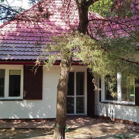 Dom Projekt Nad Jeziorem Pluszne Сasa de vacaciones